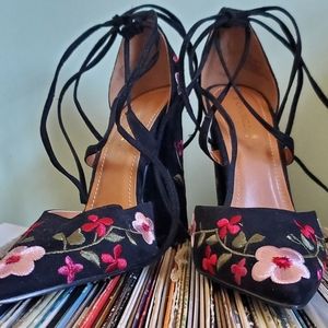 Cherry Blossom 🌸 Pointed Toe Lace Up Heel